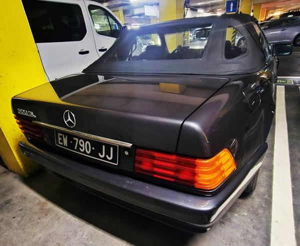 France oldtimer plate spotted in Prague, Czech Republic. Photo taken on 11.04.2026.