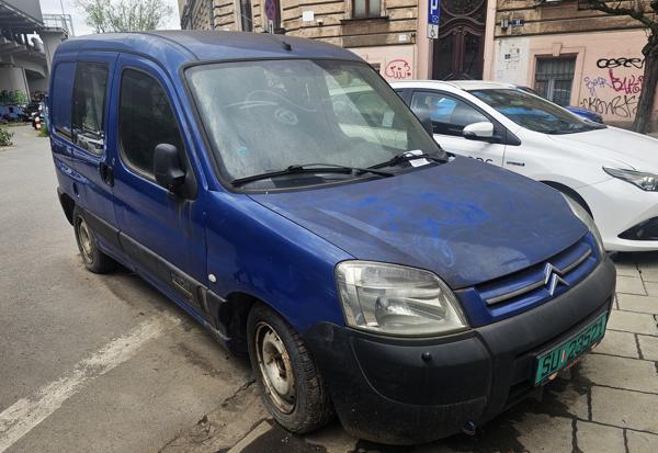 Norway, license plate for commercial vehicles spotted in Krakow, Poland. SU = Bergen. Photo taken on 09.05.2026.