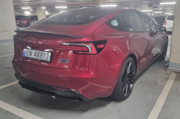 Norway spotted at the Nürburgring, Germany. EN = Electric vehicles. Photo taken on 02.10.2025.