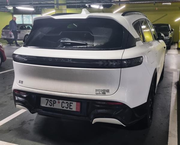 Czech Republic export plate spotted in Bratislava, Slovakia. S = Central Bohemian Region. Photo taken on 23.12.2025. Chinese spec Voyah Free.